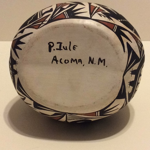 Acoma Pueblo Pottery Wedding Vase - Picture 3 of 5